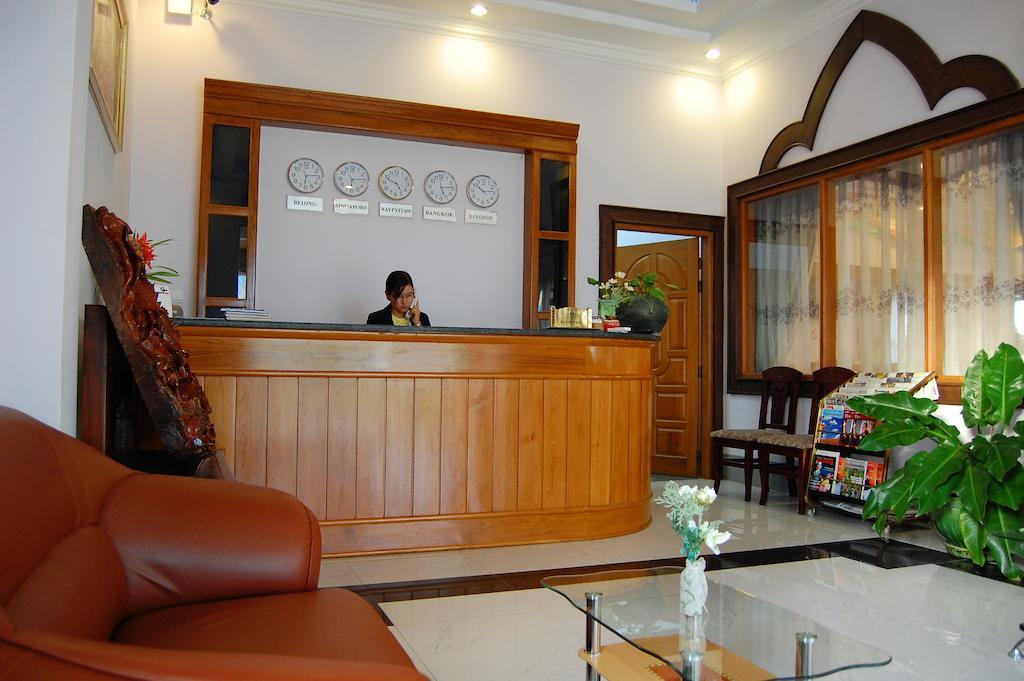 The Golden Lake Hotel Naypyidaw Bagian luar foto