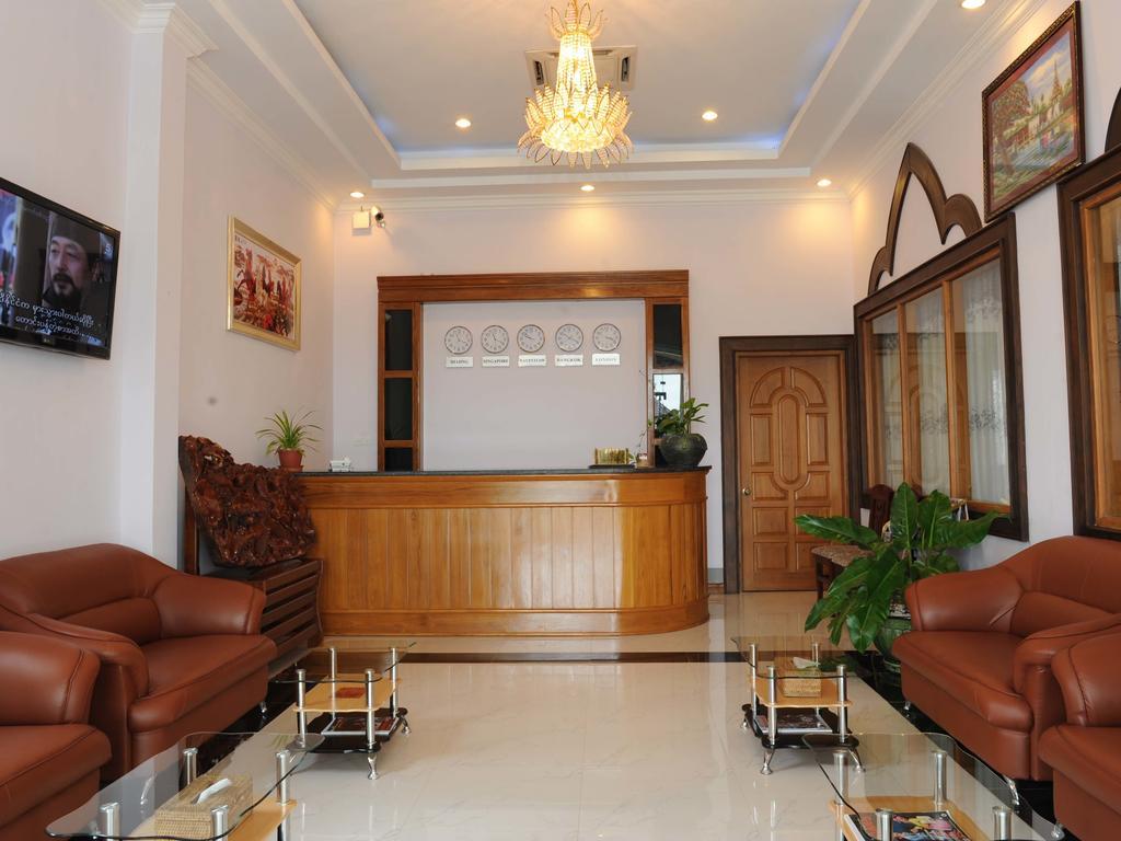 The Golden Lake Hotel Naypyidaw Bagian luar foto