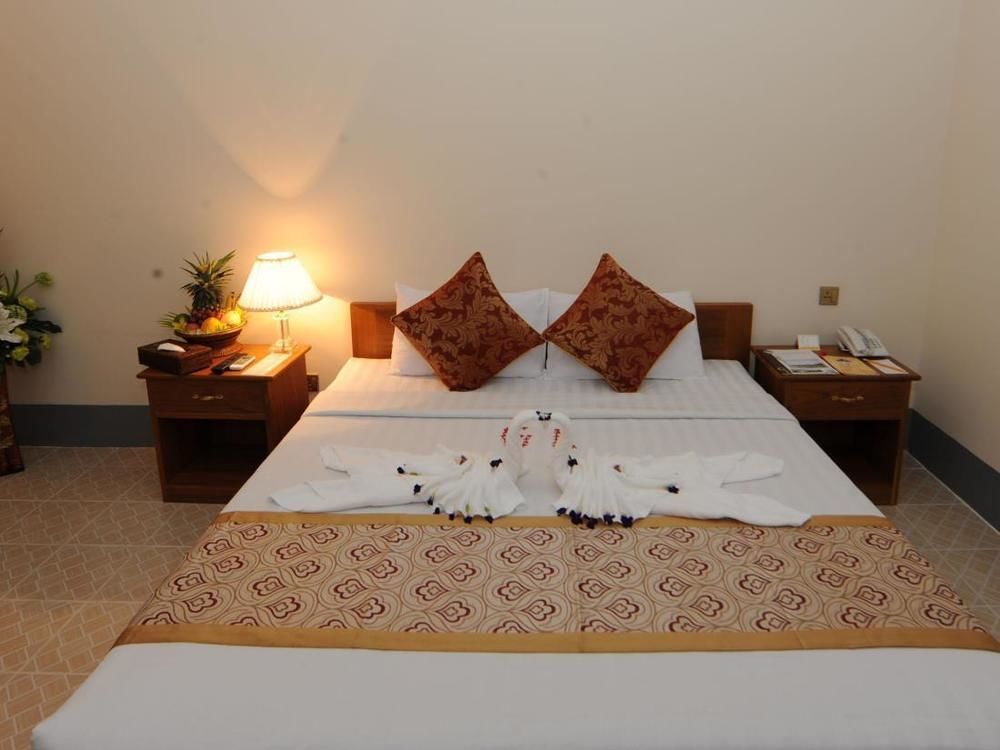 The Golden Lake Hotel Naypyidaw Bagian luar foto