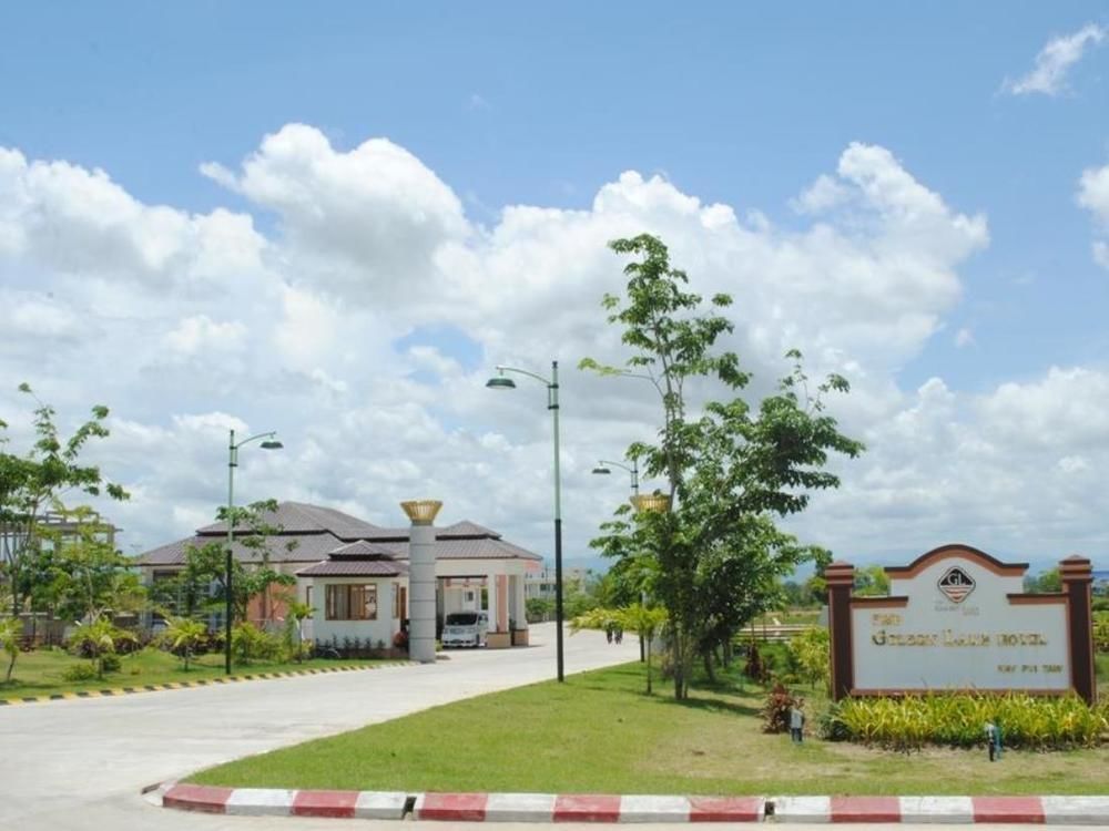 The Golden Lake Hotel Naypyidaw Bagian luar foto